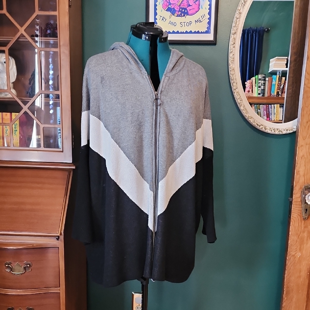 EUC Joseph A. Gray and Black Hooded Cardigan with Zip Closure